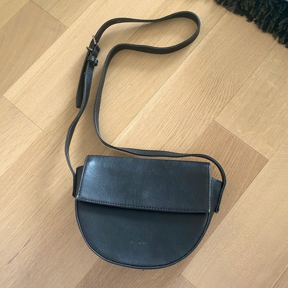 Matt & Nat Handbags - NWOT MATT & NAT RITH SADDLE BAG